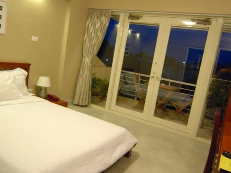Iris Boutique Hotel Hanoi Exterior foto
